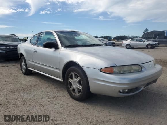 ✅ 2003 Oldsmobile Alero GL1 • VIN: 1G3NL12F03C133364 • Лот: 84751805. Опубликован ранее на Copart с пробегом 234 050 миль. Бесплатный доступ к архиву аукционных продаж из США и подробный отчёт об истории автомобиля на DreamBid. Изображение 4.