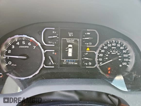 ✅ 2018 Toyota Tundra 1794 Edition • VIN: 5TFAW5F13JX728887 • Lot: 71280255. Listed on Copart with 72,161 mi. Free auction sales archive from the USA and detailed vehicle history report at DreamBid. Image 9.