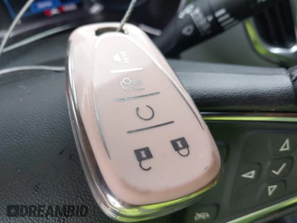 ✅ 2020 Chevrolet Equinox LT • VIN: 3GNAXKEV7LL282085 • Лот: 43050723. Опубликован ранее на IAAI с пробегом 88 562 миль. Бесплатный доступ к архиву аукционных продаж из США и подробный отчёт об истории автомобиля на DreamBid. Изображение 11.