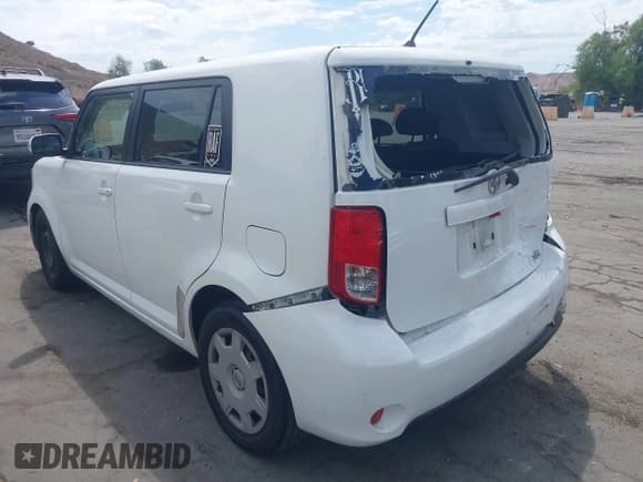 ✅ 2014 Scion xB • VIN: JTLZE4FE9EJ050615 • Lot: 43118613. Listed on IAAI with 156,684 mi. Free auction sales archive from the USA and detailed vehicle history report at DreamBid. Image 3.