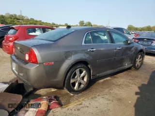 ✅ 2012 Chevrolet Malibu 1LT • VIN: 1G1ZC5E05CF344664 • Lot: 71254214. Wystawiony na Copart z przebiegiem 304 673 mil. Bezpłatny archiwum sprzedaży aukcyjnych z USA i szczegółowy raport historii pojazdu na DreamBid. Zdjęcie 3.