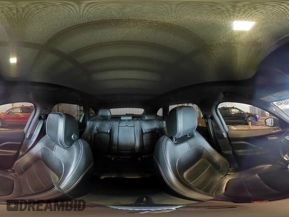 ✅ 2020 Jaguar F-Pace 25t Checkered Flag Edition • VIN: SADCP2FX8LA651937 • Lot: 62865745. Wystawiony na Copart z przebiegiem 35 090 mil. Bezpłatny archiwum sprzedaży aukcyjnych z USA i szczegółowy raport historii pojazdu na DreamBid. Zdjęcie 16.