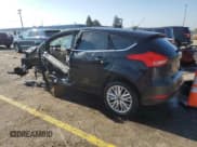 ✅ 2015 Ford Focus Titanium • VIN: 1FADP3N2XFL230263 • Lot: 86443185. Wystawiony na Copart z przebiegiem Nie podano. Bezpłatny archiwum sprzedaży aukcyjnych z USA i szczegółowy raport historii pojazdu na DreamBid. Zdjęcie 2.