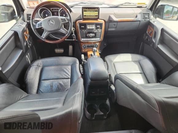 ✅ 2013 Mercedes-Benz G 550 • VIN: WDCYC3HF7DX211059 • Lot: 62735085. Wystawiony na Copart z przebiegiem 93 495 mil. Bezpłatny archiwum sprzedaży aukcyjnych z USA i szczegółowy raport historii pojazdu na DreamBid. Zdjęcie 8.