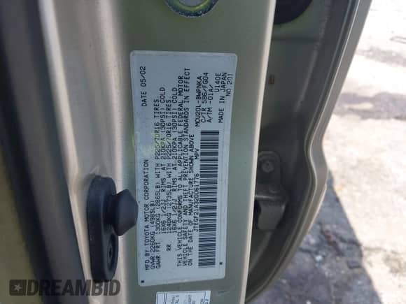 2002 Toyota Highlander Limited z VIN JTEGF21A320061776, wystawiony jako IAAI lot #43009588 z przebiegiem 229 096 mil mil oraz . Historia ofert i sprzedaży dostępna na DreamBid. Obrazek 9.