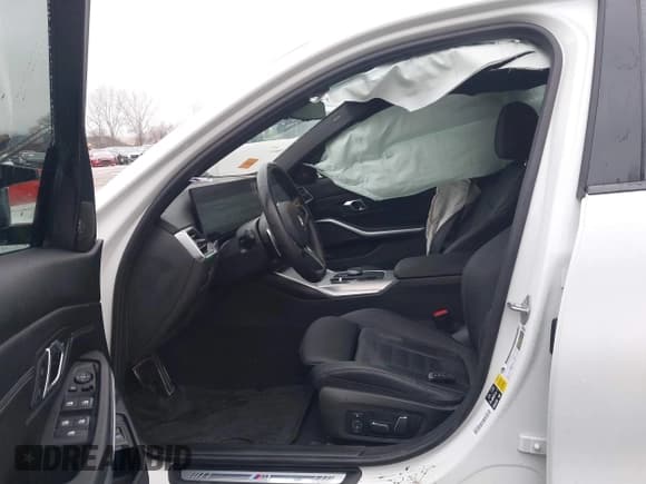 ✅ 2024 BMW 3 Series M340i xDrive • VIN: 3MW49FF05R8E05837 • Lot: 41129303. Wystawiony na IAAI z przebiegiem 8 669 mil. Bezpłatny archiwum sprzedaży aukcyjnych z USA i szczegółowy raport historii pojazdu na DreamBid. Zdjęcie 5.