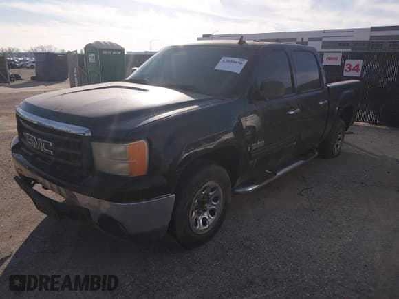 ✅ 2008 GMC Sierra 1500 SLE1 • VIN: 3GTEC13J28G288943 • Лот: 43809670. Опубликован ранее на IAAI с пробегом 307 321 миль. Бесплатный доступ к архиву аукционных продаж из США и подробный отчёт об истории автомобиля на DreamBid. Изображение 2.