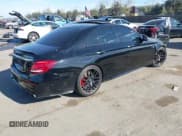✅ 2020 Mercedes-Benz E 63 S AMG • VIN: WDDZF8KB0LA750201 • Лот: 41266357. Опубликован ранее на IAAI с пробегом 55 876 миль. Бесплатный доступ к архиву аукционных продаж из США и подробный отчёт об истории автомобиля на DreamBid. Изображение 4.