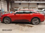 ✅ 2024 Toyota Crown XLE • VIN: JTDAAAAF2R3021468 • Lot: 41622159. Wystawiony na IAAI z przebiegiem 6 120 mil. Bezpłatny archiwum sprzedaży aukcyjnych z USA i szczegółowy raport historii pojazdu na DreamBid. Zdjęcie 14.