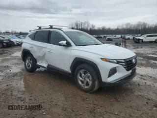 ✅ 2022 Hyundai Tucson SEL • VIN: 5NMJBCAE5NH070207 • Lot: 46842593. Wystawiony na Copart z przebiegiem 8 726 mil. Bezpłatny archiwum sprzedaży aukcyjnych z USA i szczegółowy raport historii pojazdu na DreamBid. Zdjęcie 4.