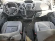 ✅ 2017 Ford Transit XL • VIN: 1FMZK1YM4HKA05888 • Lot: 78957974. Wystawiony na Copart z przebiegiem 158 768 mil. Bezpłatny archiwum sprzedaży aukcyjnych z USA i szczegółowy raport historii pojazdu na DreamBid. Zdjęcie 8.