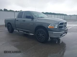 ✅ 2010 Dodge 1500 SLT • VIN: 1D7RV1GP9AS240385 • Лот: 42525634. Опубликован ранее на IAAI с пробегом 122 251 миль. Бесплатный доступ к архиву аукционных продаж из США и подробный отчёт об истории автомобиля на DreamBid. Изображение 1.