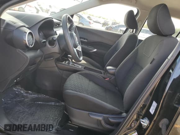 ✅ 2021 Nissan Kicks SV • VIN: 3N1CP5CVXML510395 • Lot: 84039645. Listed on Copart with 70,817 mi. Free auction sales archive from the USA and detailed vehicle history report at DreamBid. Image 7.