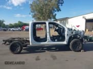 ✅ 2020 Chevrolet Silverado 1500 LT Trail Boss • VIN: 3GCPYFEL5LG376688 • Лот: 43278222. Опубликован ранее на IAAI с пробегом Не указан. Бесплатный доступ к архиву аукционных продаж из США и подробный отчёт об истории автомобиля на DreamBid. Изображение 13.