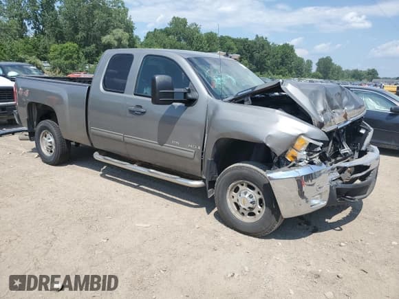 ✅ 2009 Chevrolet Silverado 2500HD LT • VIN: 1GCHK59669E133251 • Лот: 62861315. Опубликован ранее на Copart с пробегом 159 446 миль. Бесплатный доступ к архиву аукционных продаж из США и подробный отчёт об истории автомобиля на DreamBid. Изображение 4.