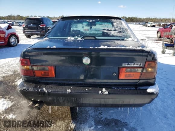 ✅ 1995 BMW 5 Series • VIN: WBAHE2327SGE94431 • Lot: 89188535. Listed on Copart with 293,664 mi. Free auction sales archive from the USA and detailed vehicle history report at DreamBid. Image 6.