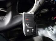 ✅ 2022 Ram 2500 Big Horn • VIN: 3C6UR5DJ7NG216185 • Lot: 41271076. Wystawiony na IAAI z przebiegiem 35 683 mil. Bezpłatny archiwum sprzedaży aukcyjnych z USA i szczegółowy raport historii pojazdu na DreamBid. Zdjęcie 11.