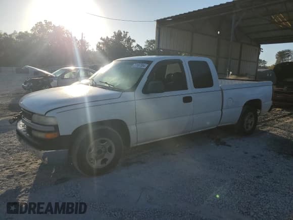 ✅ 2000 Chevrolet Silverado 1500 • VIN: 2GCEC19WXY1113447 • Лот: 77107304. Опубликован ранее на Copart с пробегом 242 406 миль. Бесплатный доступ к архиву аукционных продаж из США и подробный отчёт об истории автомобиля на DreamBid. Изображение 1.