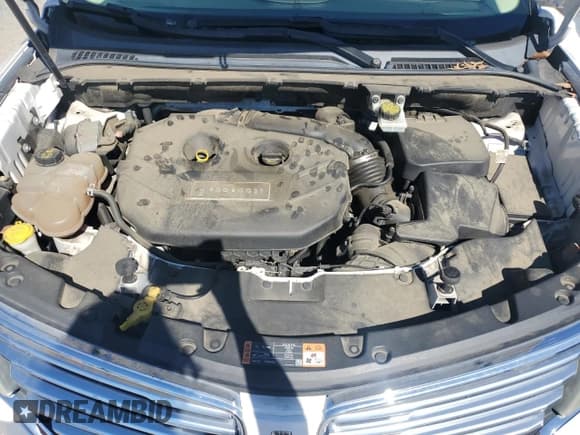 ✅ 2015 Lincoln MKC • VIN: 5LMTJ2AH1FUJ33080 • Lot: 82617215. Wystawiony na Copart z przebiegiem 122 215 mil. Bezpłatny archiwum sprzedaży aukcyjnych z USA i szczegółowy raport historii pojazdu na DreamBid. Zdjęcie 12.