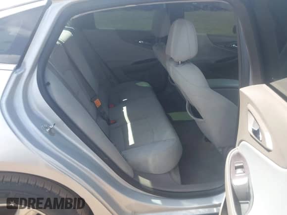 2019 Chevrolet Malibu LS с VIN 1G1ZC5ST5KF182421, выставлен на аукционе IAAI как лот 43295023 с пробегом 158 414 миль миль и . История ставок и продаж доступна на DreamBid. Изображение 8.