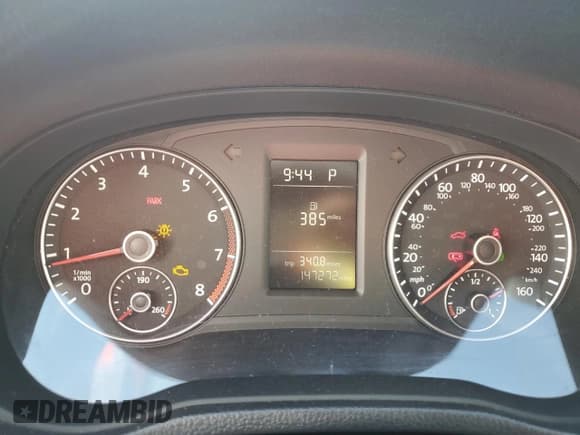 ✅ 2013 Volkswagen Passat S • VIN: 1VWAP7A34DC047387 • Lot: 82010855. Wystawiony na Copart z przebiegiem 147 272 mil. Bezpłatny archiwum sprzedaży aukcyjnych z USA i szczegółowy raport historii pojazdu na DreamBid. Zdjęcie 9.