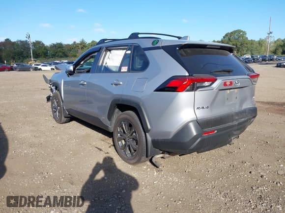 ✅ 2025 Toyota RAV4 Hybrid XLE Premium • VIN: JTMB6RFV6SD153783 • Лот: 43341098. Опубликован ранее на IAAI с пробегом 17 407 миль. Бесплатный доступ к архиву аукционных продаж из США и подробный отчёт об истории автомобиля на DreamBid. Изображение 3.