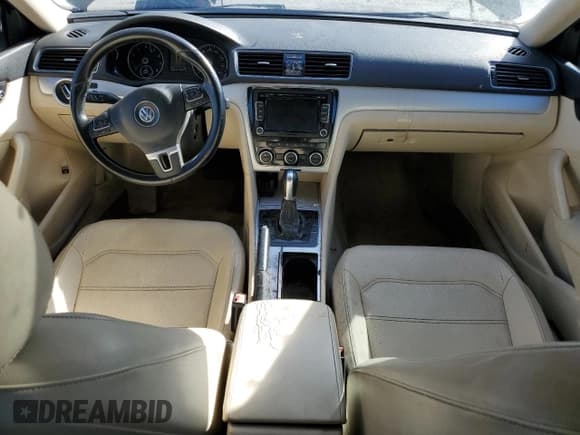 ✅ 2012 Volkswagen Passat SE • VIN: 1VWBH7A31CC063482 • Lot: 90115265. Listed on Copart with 136,237 mi. Free auction sales archive from the USA and detailed vehicle history report at DreamBid. Image 8.