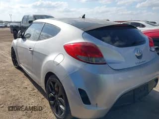 ✅ 2012 Hyundai Veloster w/Gray Int • VIN: KMHTC6AD0CU068400 • Lot: 41493521. Wystawiony na IAAI z przebiegiem 72 682 mil. Bezpłatny archiwum sprzedaży aukcyjnych z USA i szczegółowy raport historii pojazdu na DreamBid. Zdjęcie 3.