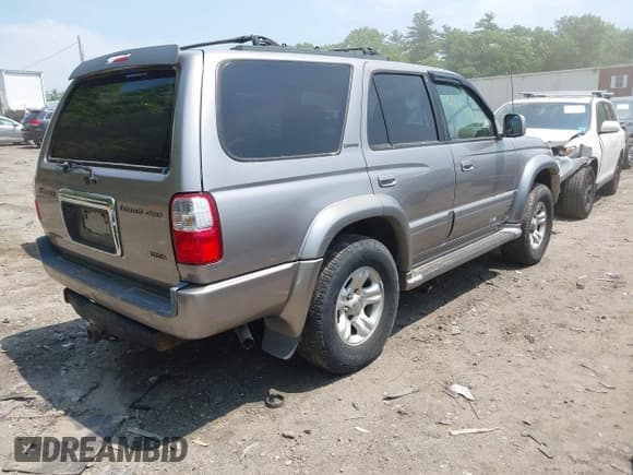 ✅ 2002 Toyota 4Runner Limited • VIN: JT3HN87R520367099 • Lot: 42471761. Listed on IAAI with 145,952 mi. Free auction sales archive from the USA and detailed vehicle history report at DreamBid. Image 4.