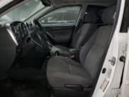 ✅ 2008 Pontiac Vibe • VIN: 5Y2SL65888Z418833 • Lot: 92350925. Wystawiony na Copart z przebiegiem 76 864 mil. Bezpłatny archiwum sprzedaży aukcyjnych z USA i szczegółowy raport historii pojazdu na DreamBid. Zdjęcie 7.