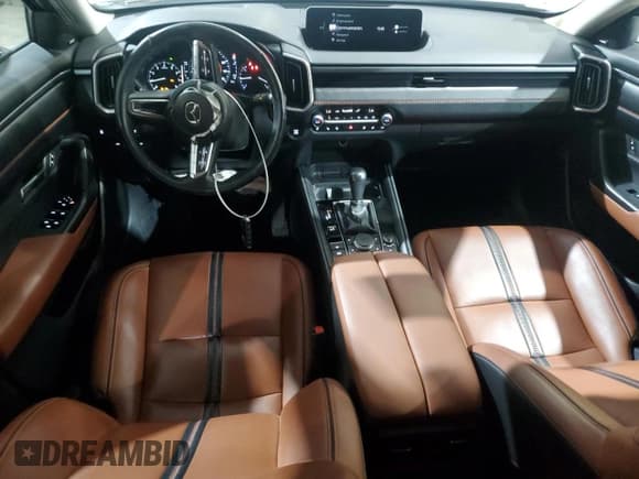 ✅ 2023 Mazda CX-50 Premium • VIN: 7MMVABDY7PN116291 • Lot: 66920755. Wystawiony na Copart z przebiegiem 35 024 mil. Bezpłatny archiwum sprzedaży aukcyjnych z USA i szczegółowy raport historii pojazdu na DreamBid. Zdjęcie 8.