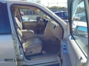 ✅ 2006 Mercury Mountaineer Luxury • VIN: 4M2EU47E06ZJ00536 • Lot: 43331923. Wystawiony na IAAI z przebiegiem 193 637 mil. Bezpłatny archiwum sprzedaży aukcyjnych z USA i szczegółowy raport historii pojazdu na DreamBid. Zdjęcie 5.