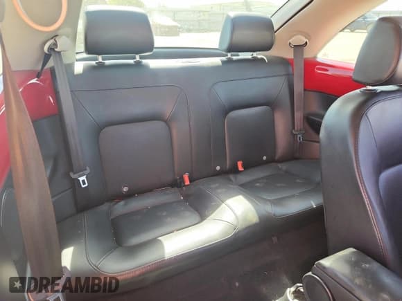 ✅ 2009 Volkswagen Beetle S • VIN: 3VWPG31C09M510389 • Lot: 69321035. Wystawiony na Copart z przebiegiem 116 614 mil. Bezpłatny archiwum sprzedaży aukcyjnych z USA i szczegółowy raport historii pojazdu na DreamBid. Zdjęcie 10.