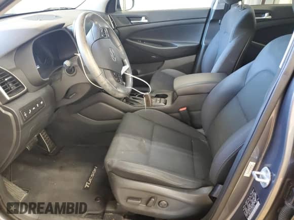 2019 Hyundai Tucson SEL z VIN KM8J33AL6KU963241, wystawiony jako Copart lot #86705445 z przebiegiem 42 222 mil mil oraz Szkoda całkowita • Salvage title. Historia ofert i sprzedaży dostępna na DreamBid. Obrazek 7.