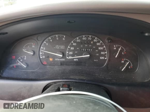 ✅ 1996 Ford Ranger XLT • VIN: 1FTDR15X2TPA48100 • Lot: 78316424. Listed on Copart with 202,169 mi. Free auction sales archive from the USA and detailed vehicle history report at DreamBid. Image 9.