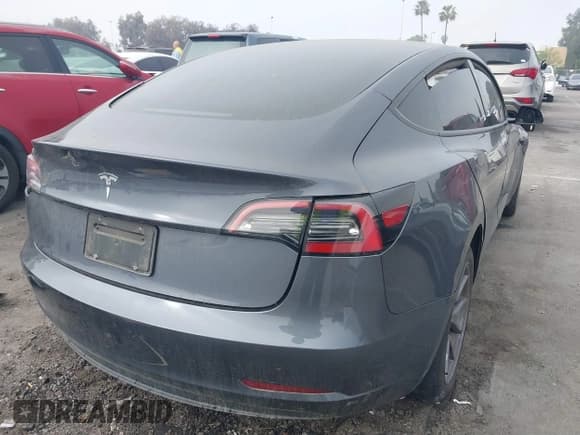 ✅ 2023 Tesla Model 3 • VIN: 5YJ3E1EAXPF658040 • Lot: 41657939. Wystawiony na IAAI z przebiegiem 39 268 mil. Bezpłatny archiwum sprzedaży aukcyjnych z USA i szczegółowy raport historii pojazdu na DreamBid. Zdjęcie 4.