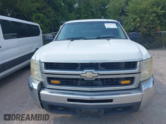 ✅ 2008 Chevrolet Silverado 2500HD • VIN: 1GBHC24678E203913 • Лот: 43038814. Опубликован ранее на IAAI с пробегом 178 031 миль. Бесплатный доступ к архиву аукционных продаж из США и подробный отчёт об истории автомобиля на DreamBid. Изображение 6.