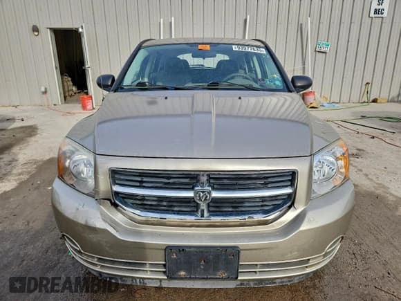 ✅ 2009 Dodge Caliber SXT • VIN: 1B3HB48A49D117119 • Lot: 93977635. Listed on Copart with 141,287 mi. Free auction sales archive from the USA and detailed vehicle history report at DreamBid. Image 5.