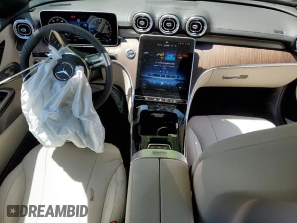 ✅ 2025 Mercedes-Benz CLE 300 • VIN: W1KMK4HBXSF054274 • Lot: 58193425. Wystawiony na Copart z przebiegiem 103 mil. Bezpłatny archiwum sprzedaży aukcyjnych z USA i szczegółowy raport historii pojazdu na DreamBid. Zdjęcie 8.