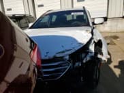 ✅ 2017 Hyundai Santa Fe 2.4L • VIN: 5NMZUDLB4HH047351 • Лот: 73545152. Опубликован ранее на Copart с пробегом 44 673 миль. Бесплатный доступ к архиву аукционных продаж из США и подробный отчёт об истории автомобиля на DreamBid. Изображение 5.