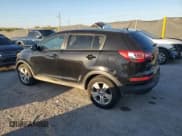 ✅ 2013 Kia Sportage LX • VIN: KNDPBCA27D7495899 • Lot: 82316645. Wystawiony na Copart z przebiegiem Nie podano. Bezpłatny archiwum sprzedaży aukcyjnych z USA i szczegółowy raport historii pojazdu na DreamBid. Zdjęcie 2.