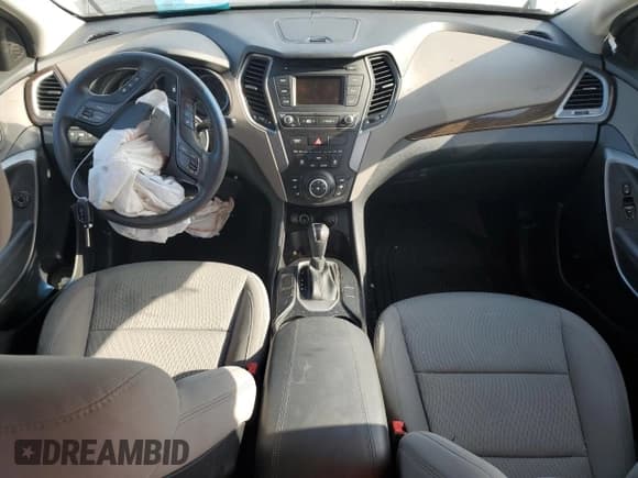 ✅ 2018 Hyundai Santa Fe 2.4L • VIN: 5NMZTDLB2JH061323 • Лот: 65529083. Опубликован ранее на Copart с пробегом 47 391 миль. Бесплатный доступ к архиву аукционных продаж из США и подробный отчёт об истории автомобиля на DreamBid. Изображение 8.