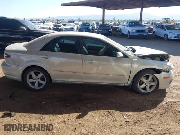 ✅ 2006 Mazda 6 s • VIN: 1YVHP80D365M65930 • Lot: 43682624. Listed on IAAI with 204,914 mi. Free auction sales archive from the USA and detailed vehicle history report at DreamBid. Image 14.