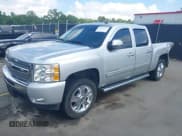 ✅ 2012 Chevrolet Silverado 1500 LTZ • VIN: 3GCPKTE79CG176934 • Lot: 42205304. Wystawiony na IAAI z przebiegiem 162 883 mil. Bezpłatny archiwum sprzedaży aukcyjnych z USA i szczegółowy raport historii pojazdu na DreamBid. Zdjęcie 17.