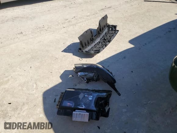 ✅ 2024 Nissan Frontier SV • VIN: 1N6ED1FK9RN625471 • Lot: 48416005. Listed on Copart with 6,591 mi. Free auction sales archive from the USA and detailed vehicle history report at DreamBid. Image 12.