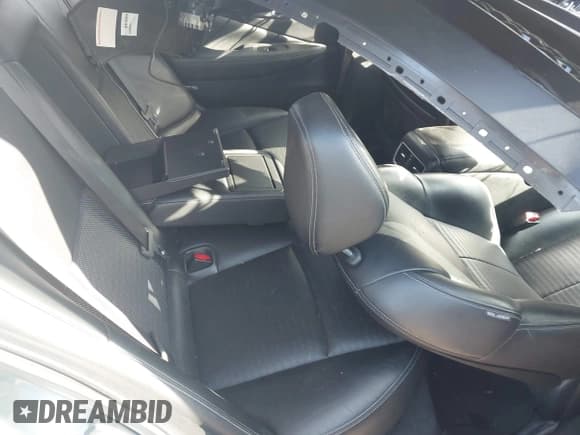 ✅ 2014 Infiniti Q50 Premium • VIN: JN1BV7AR5EM680612 • Lot: 43143822. Wystawiony na IAAI z przebiegiem Nie podano. Bezpłatny archiwum sprzedaży aukcyjnych z USA i szczegółowy raport historii pojazdu na DreamBid. Zdjęcie 8.