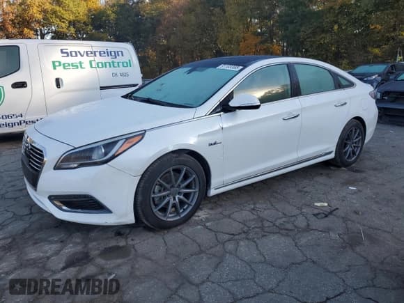 ✅ 2016 Hyundai Sonata Limited • VIN: KMHE34L16GA019354 • Lot: 91103385. Listed on Copart with 75,677 mi. Free auction sales archive from the USA and detailed vehicle history report at DreamBid. Image 1.