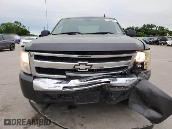 ✅ 2011 Chevrolet Silverado 1500 LS • VIN: 3GCPCREA7BG203008 • Lot: 51163824. Listed on Copart with 180,877 mi. Free auction sales archive from the USA and detailed vehicle history report at DreamBid. Image 5.