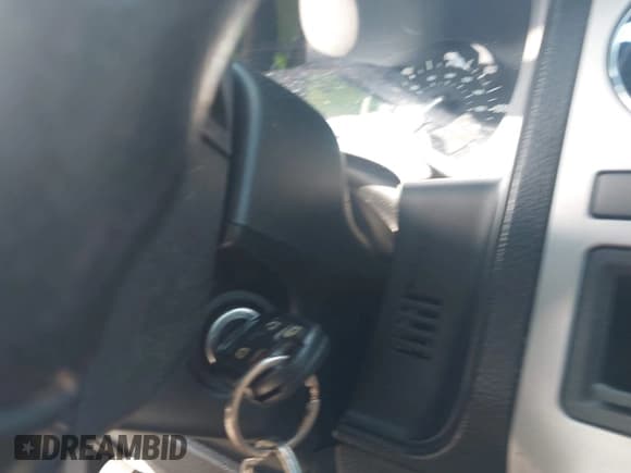 ✅ 2017 Ford Expedition Max XLT • VIN: 1FMJK1HT3HEA21437 • Лот: 42623799. Опубликован ранее на IAAI с пробегом 160 836 миль. Бесплатный доступ к архиву аукционных продаж из США и подробный отчёт об истории автомобиля на DreamBid. Изображение 11.