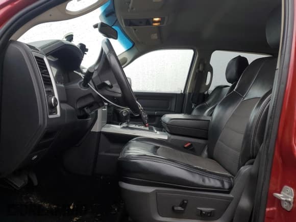 ✅ 2009 Dodge 1500 Laramie • VIN: 1D3HB13T39J522595 • Lot: 50771955. Wystawiony na Copart z przebiegiem 260 829 mil. Bezpłatny archiwum sprzedaży aukcyjnych z USA i szczegółowy raport historii pojazdu na DreamBid. Zdjęcie 7.